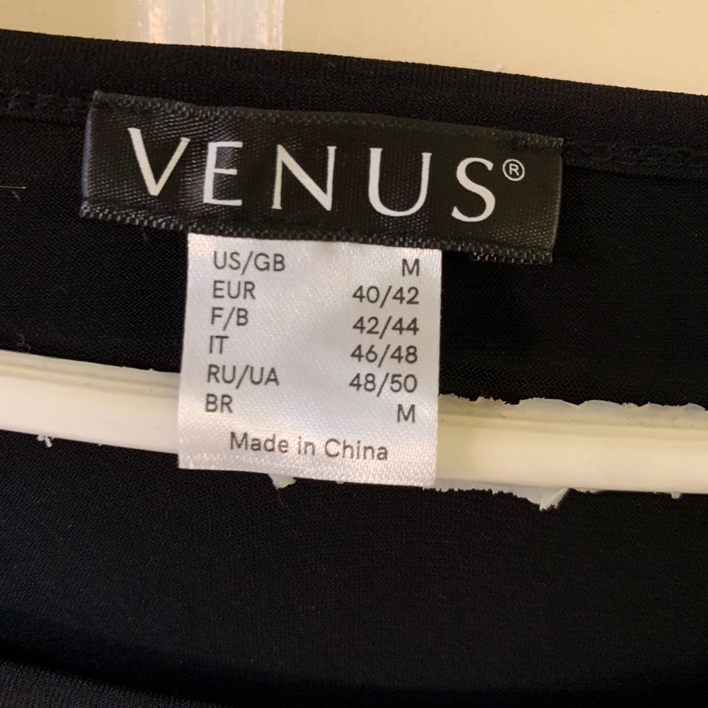 Venus High Low Top - Picture 2 of 3